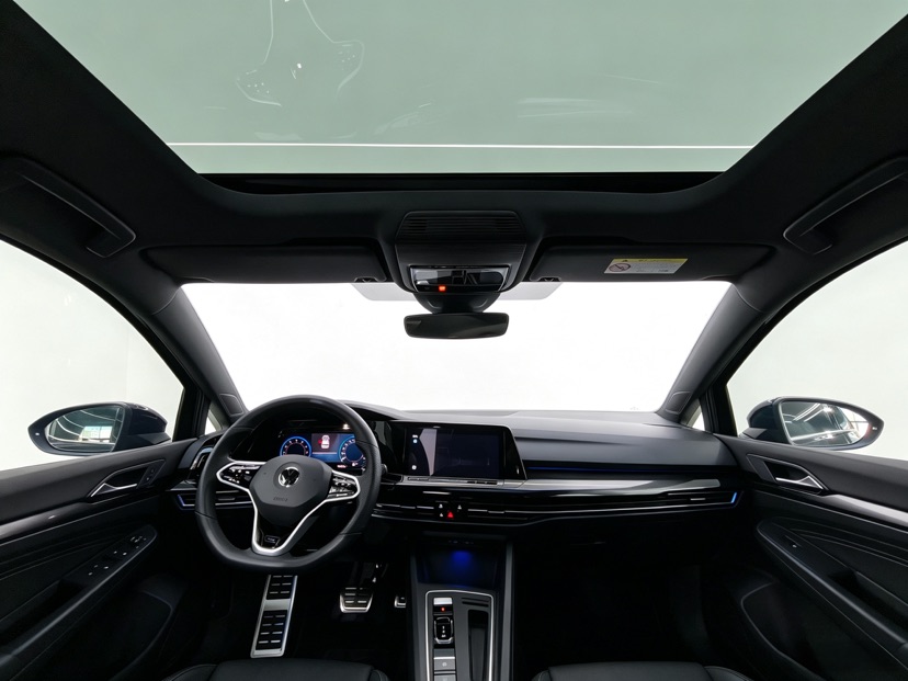 Volkswagen Golf 2022 immagine di auto #5