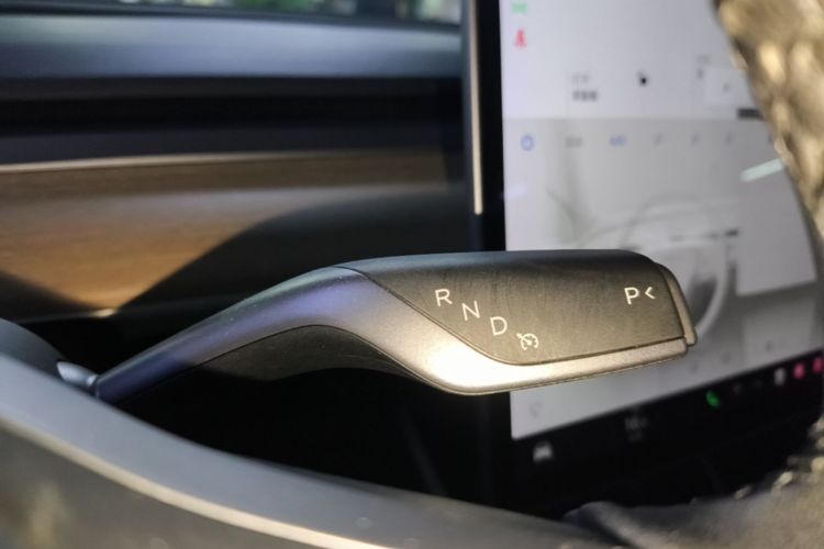 Tesla Model 3 2020 #18 Tesla Model 3 2020 car image #18