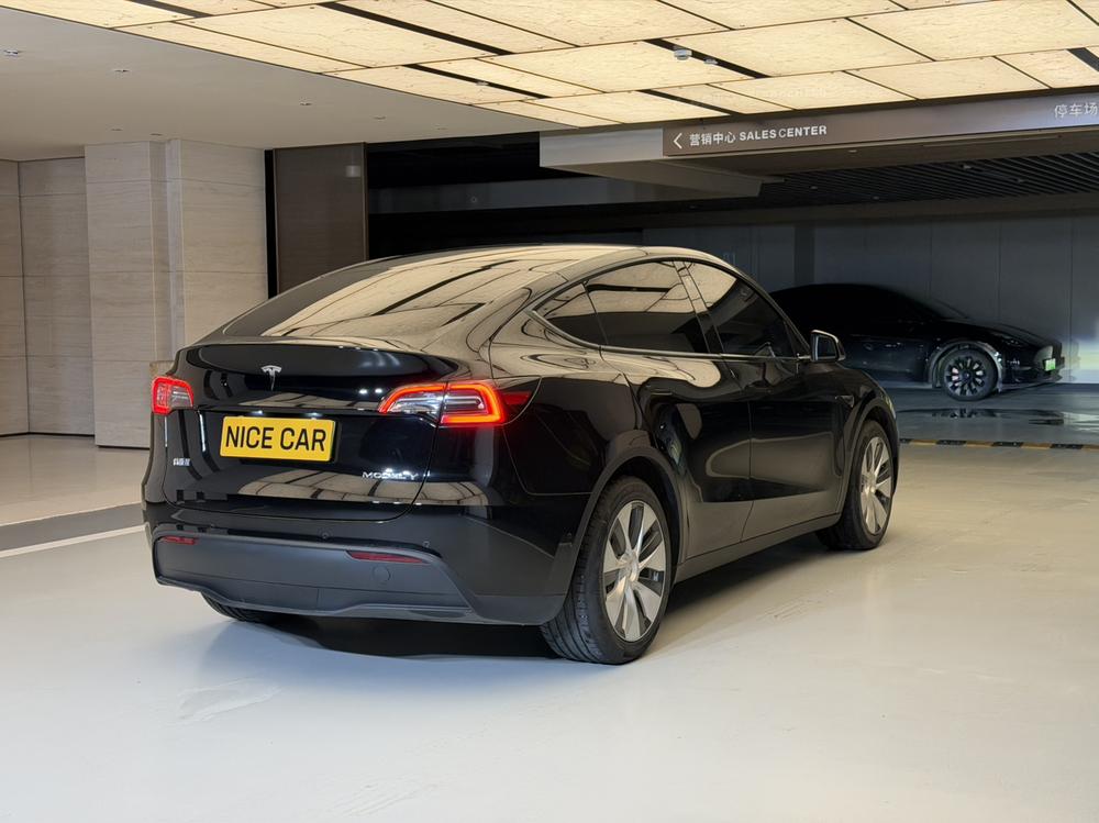 Tesla Model Y 2023 #7 Tesla Model Y 2023 immagine di auto #7