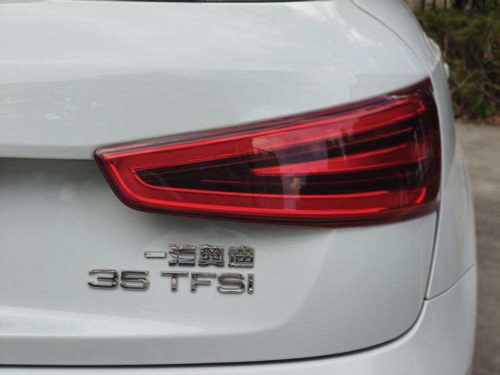 Audi Q3 2014 imagem de carro #8