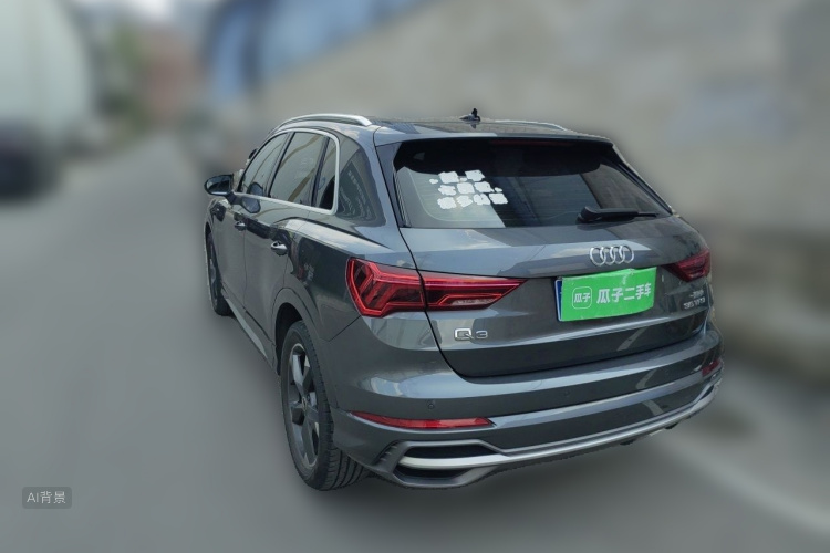 Audi Q3 2021 car image #5