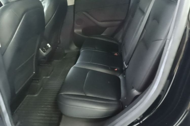 Tesla Model Y 2023 #17 Tesla Model Y 2023 car image #17