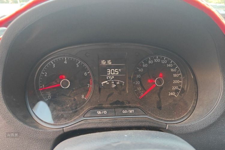 Volkswagen Polo 2018 car image #13