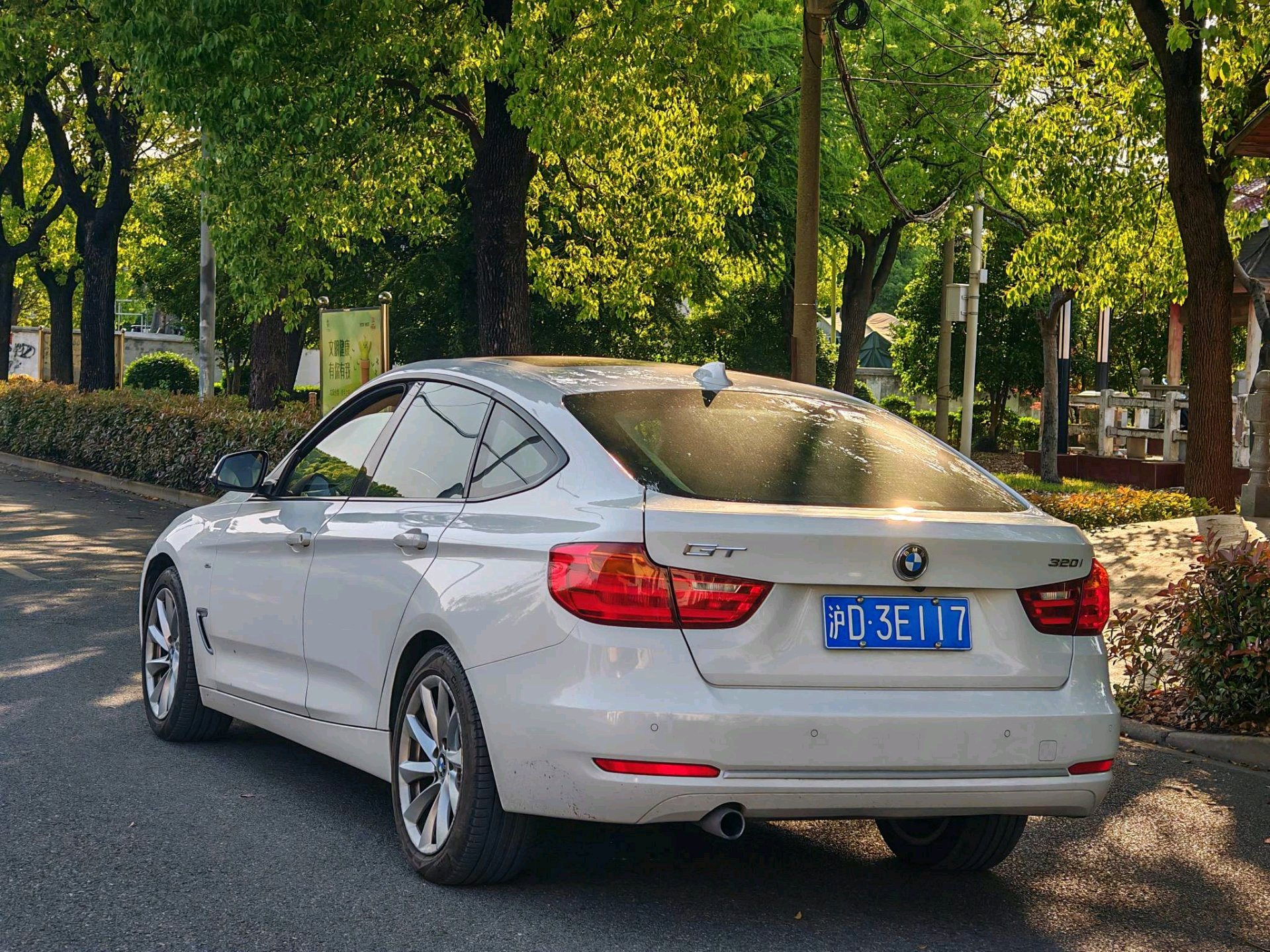 BMW 3 Series GT 2014 car image #8