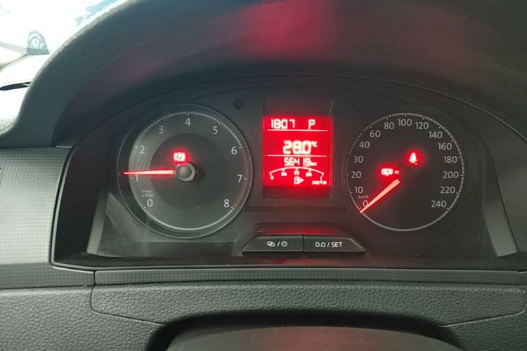 Volkswagen Santana 2021 car image #12