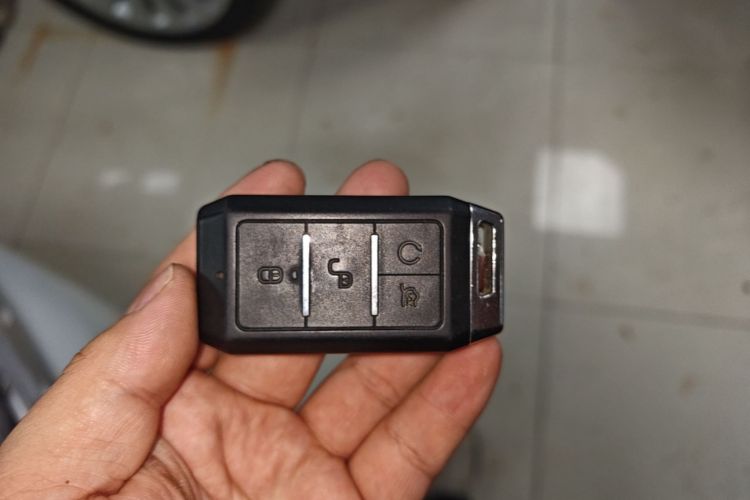 BYD Yuan New Energy 2020 immagine di auto #9