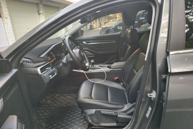GEELY Emgrand 2023 car image #15