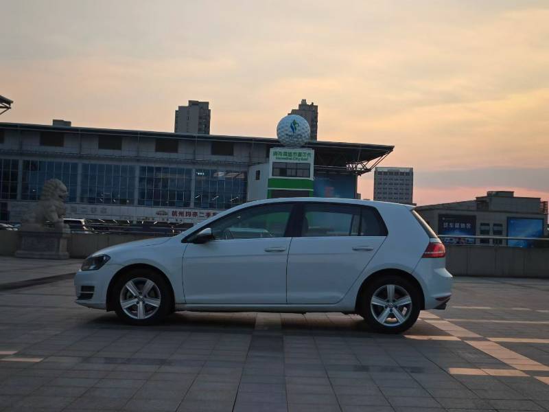 Volkswagen Golf 2015 #6 Volkswagen Golf 2015 صورة سيارة #6