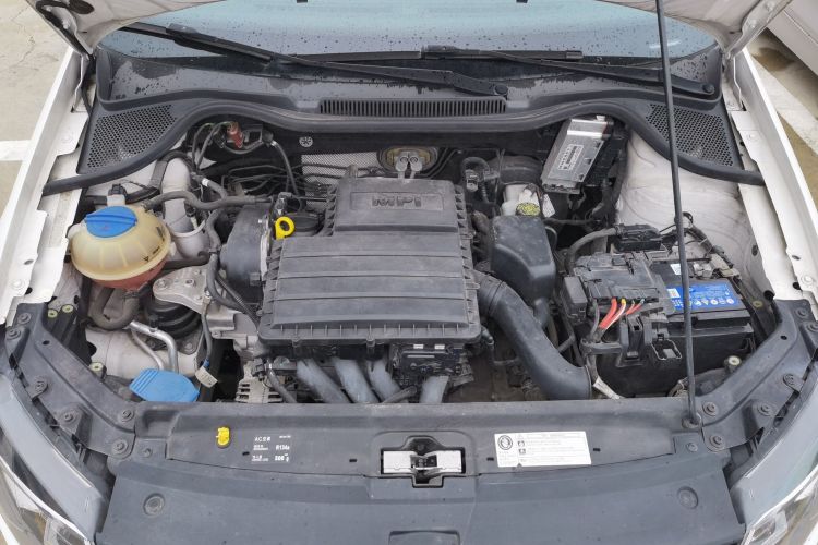 Volkswagen Polo 2019 car image #19