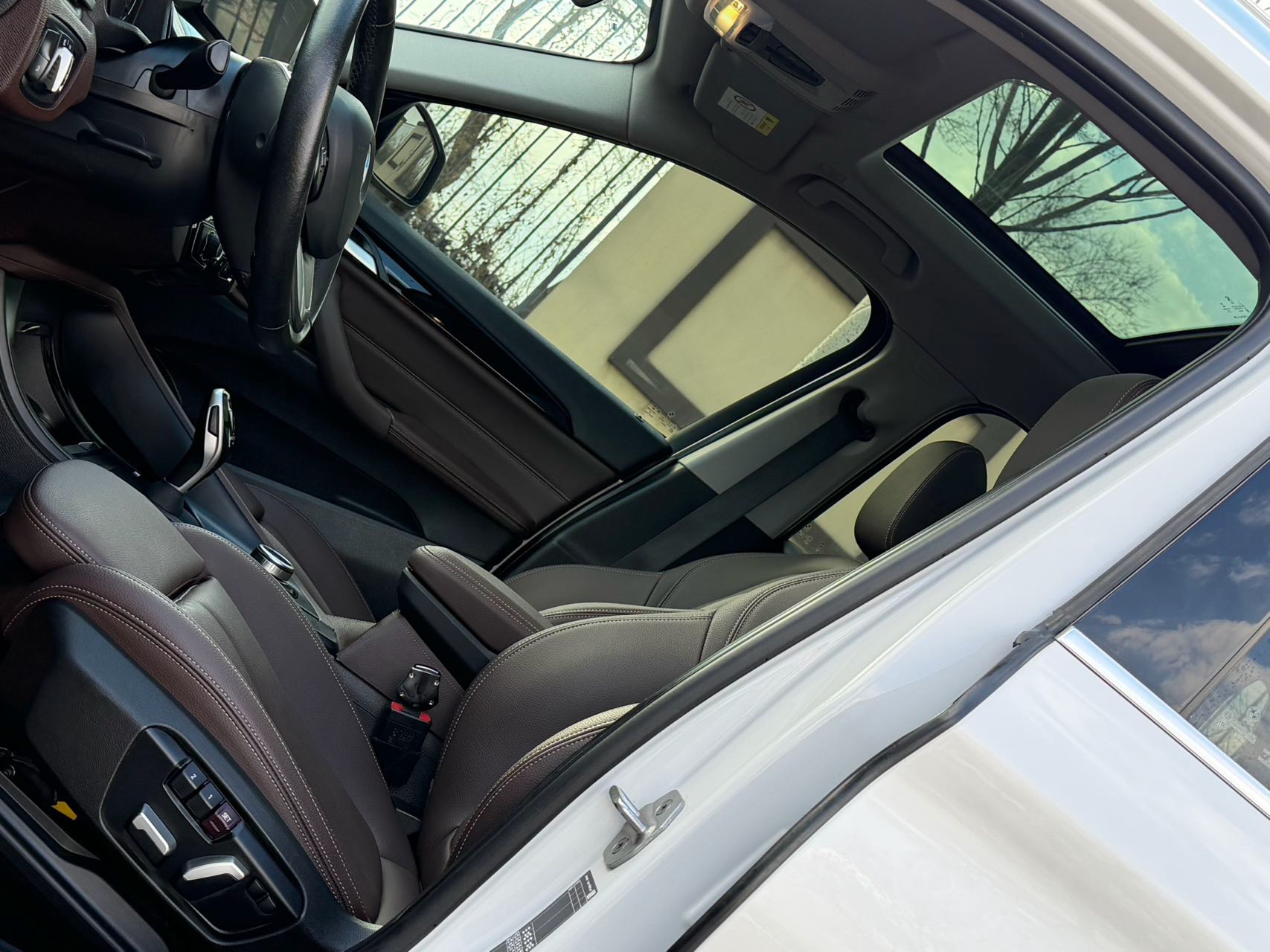 BMW X1 2022 car image #10