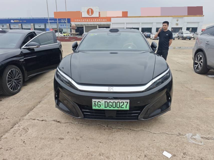 BYD HanL 2025 #2 BYD HanL 2025 صورة سيارة #2