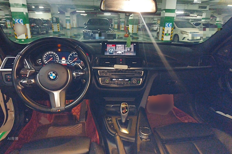 BMW 3 Series 2019 car image #11
