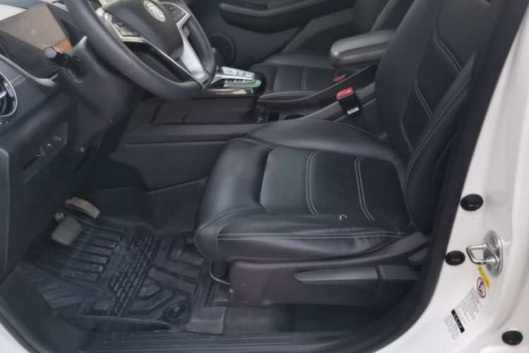 BYD Yuan New Energy 2019 #19 BYD Yuan New Energy 2019 car image #19