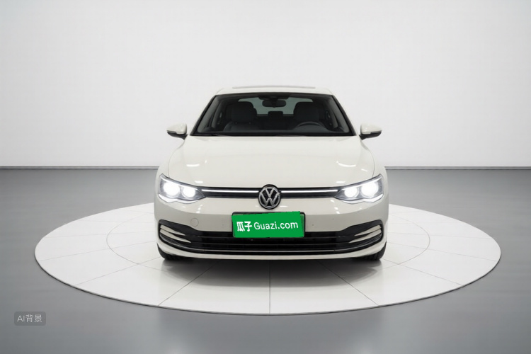 Volkswagen Golf 2022 car image #3