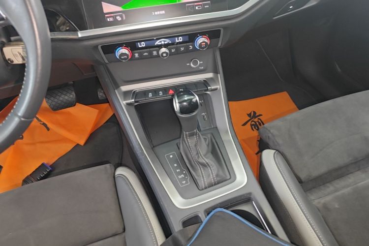 Audi Q3 2019 #18 Audi Q3 2019 car image #18