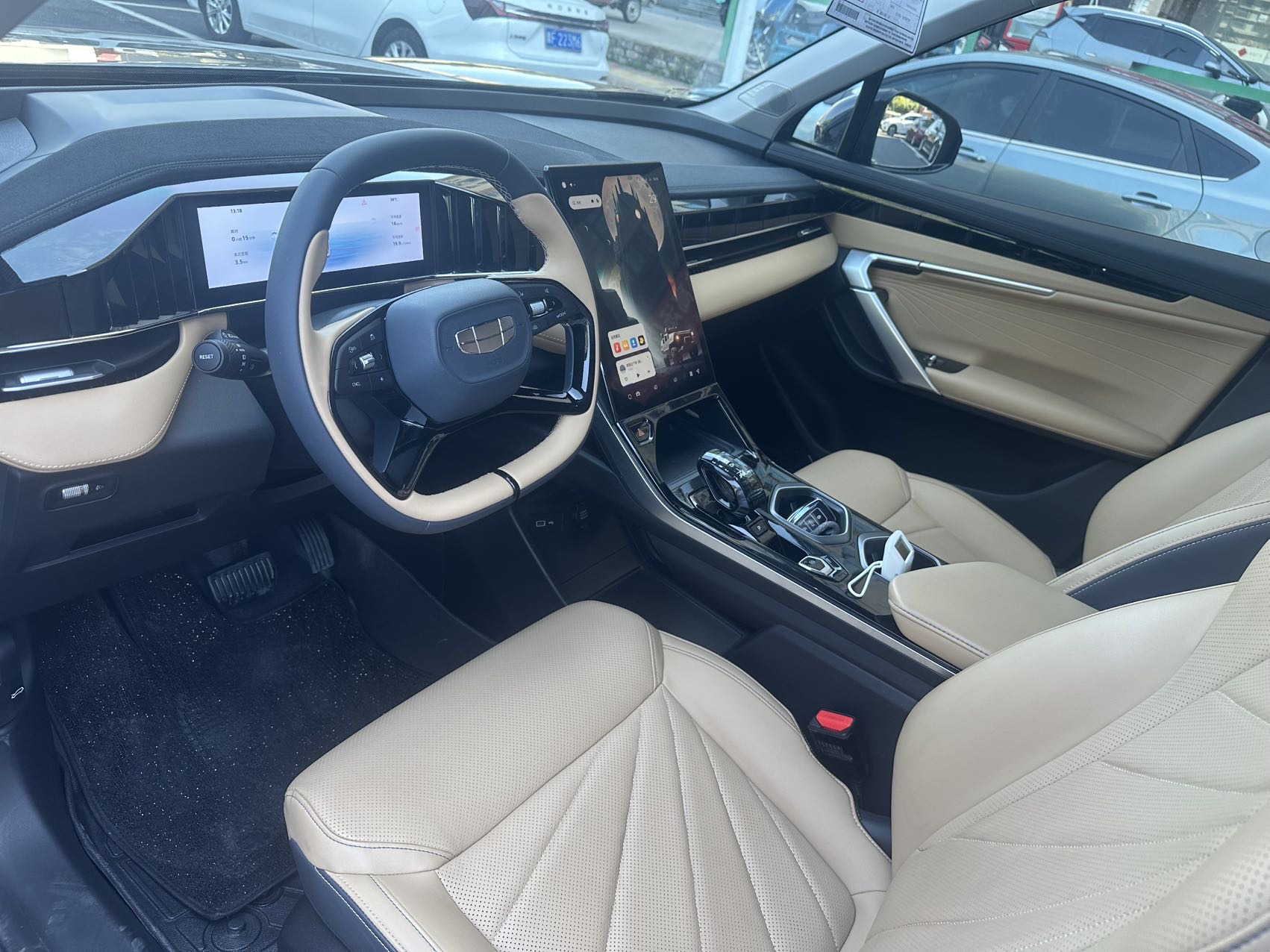 GEELY Boyue L 2023 #4 GEELY Boyue L 2023 изображение автомобиля #4