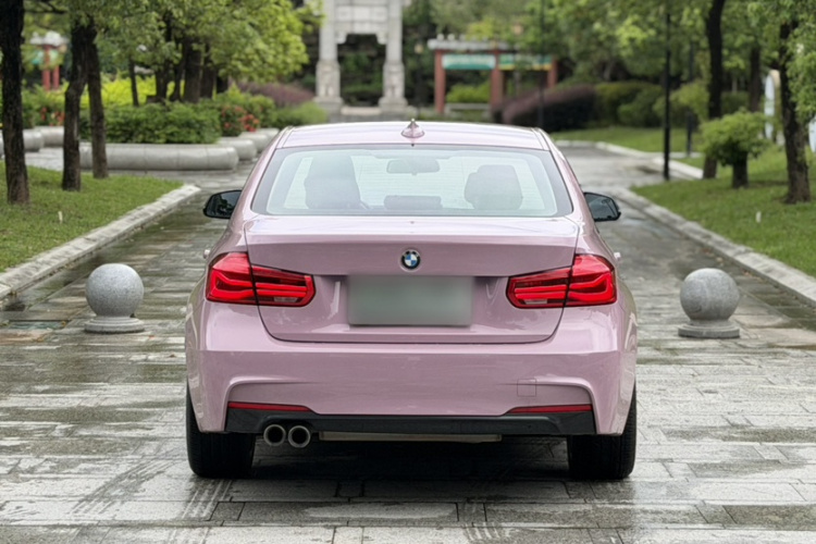 BMW 3 Series 2019 #6 BMW 3 Series 2019 car image #6