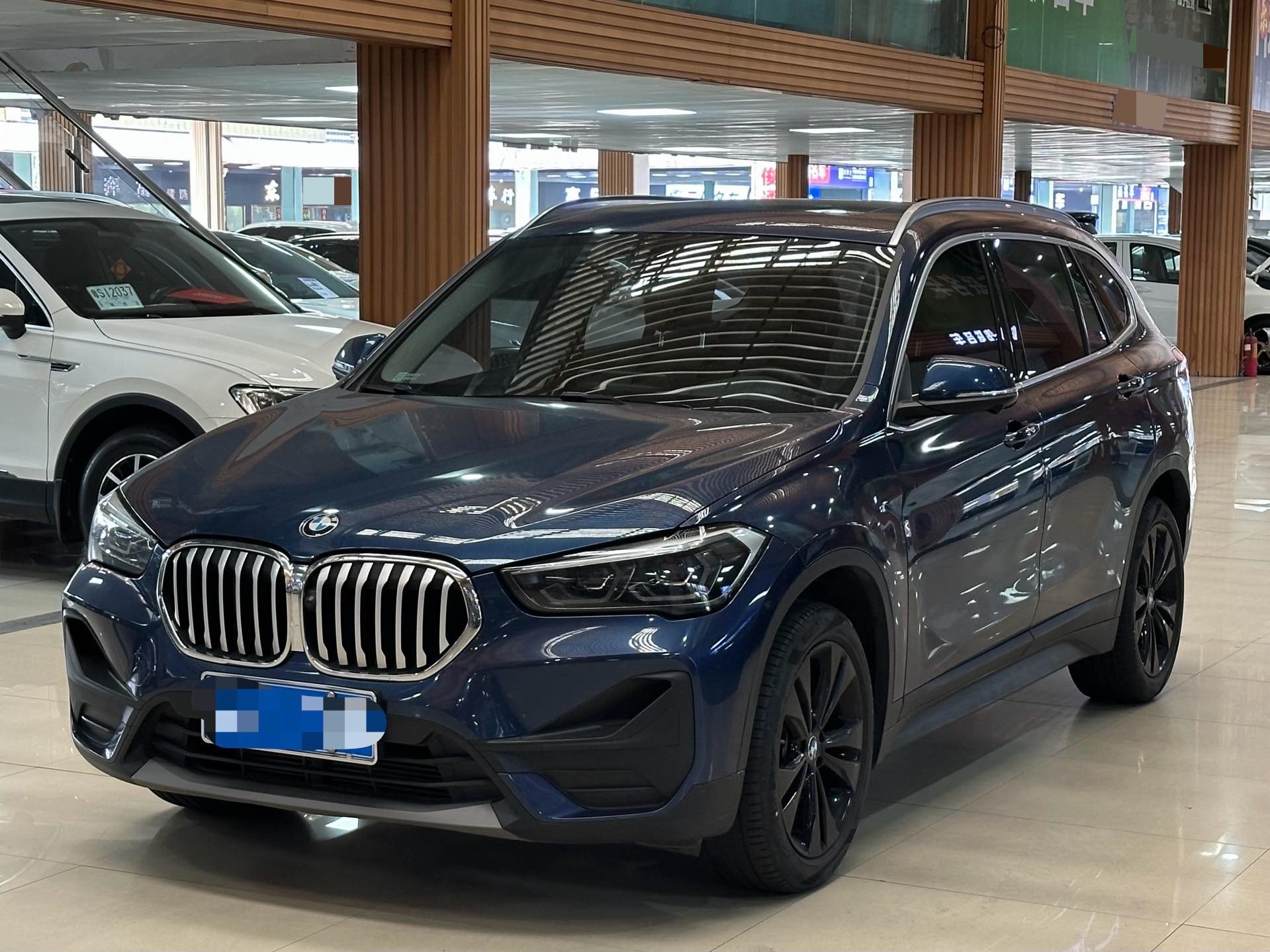 BMW X1 2020 car image 