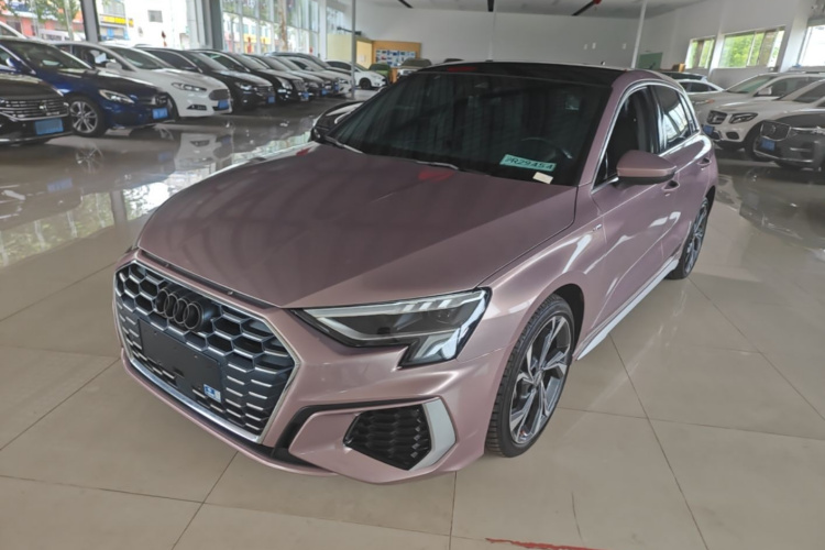 Audi A3 2021 immagine di auto #2