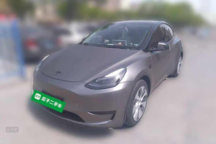Tesla Model Y 2022 car image #2