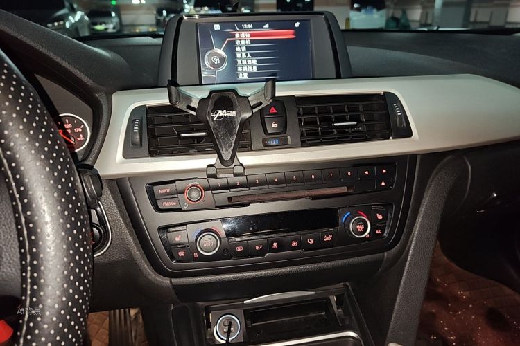 BMW 3 Series 2015 #15 BMW 3 Series 2015 car image #15