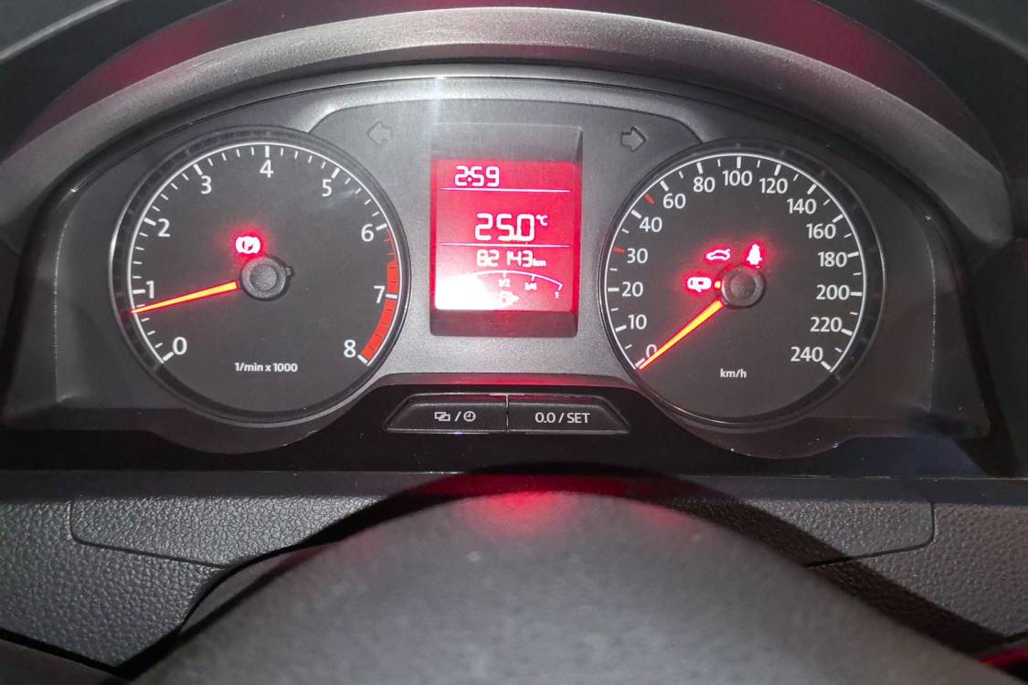 Volkswagen Santana 2015 car image #24