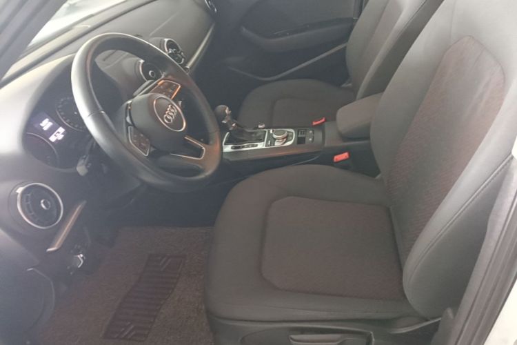 Audi A3 2019 image de voiture #15
