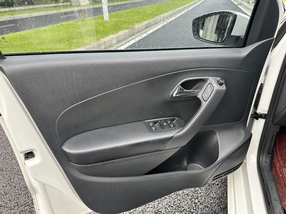 Volkswagen Polo 2017 #24 Volkswagen Polo 2017 car image #24