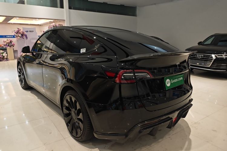 Tesla Model Y 2021 #5 Tesla Model Y 2021 immagine di auto #5