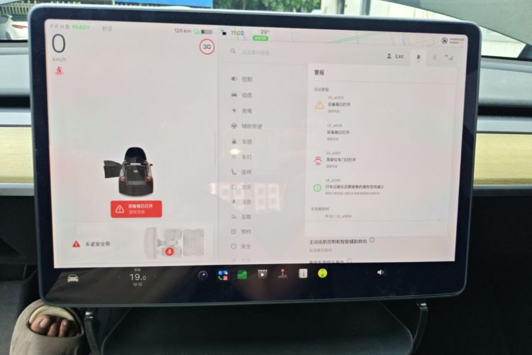 Tesla Model Y 2022 #13 Tesla Model Y 2022 car image #13