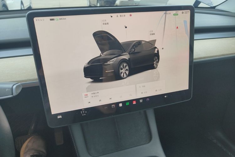 Tesla Model Y 2022 #13 Tesla Model Y 2022 car image #13
