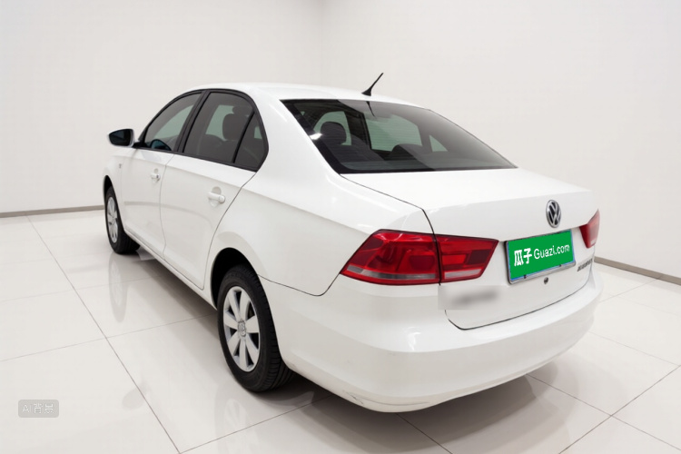 Volkswagen Santana 2016 car image #5