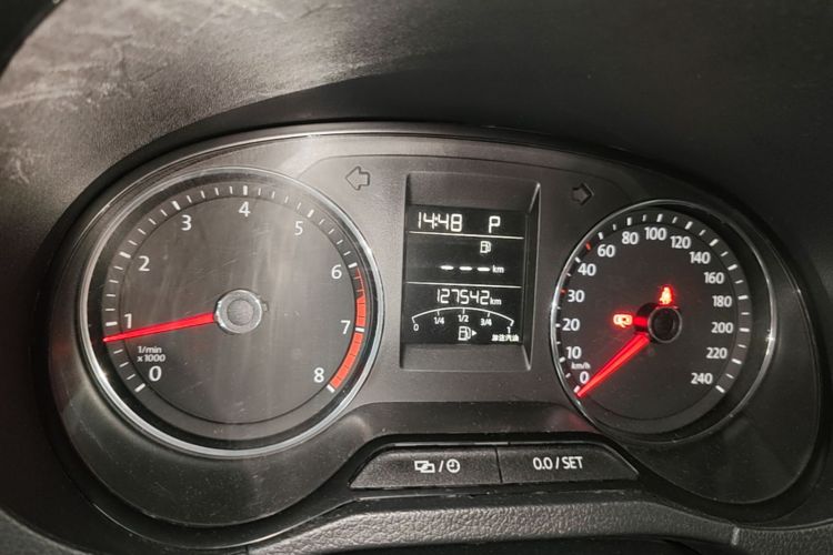 Volkswagen Polo 2016 #12 Volkswagen Polo 2016 car image #12