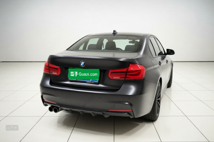 BMW 3 Series 2018 car image #7