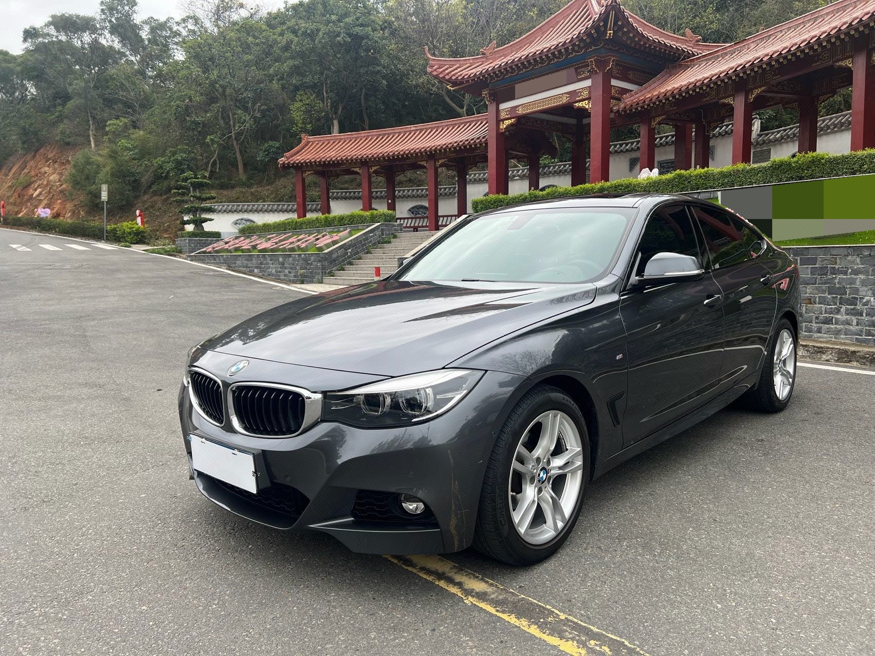 BMW 3 Series GT 2020 car image 