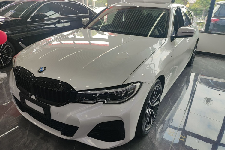 BMW 3 Series 2021 #2 BMW 3 Series 2021 car image #2