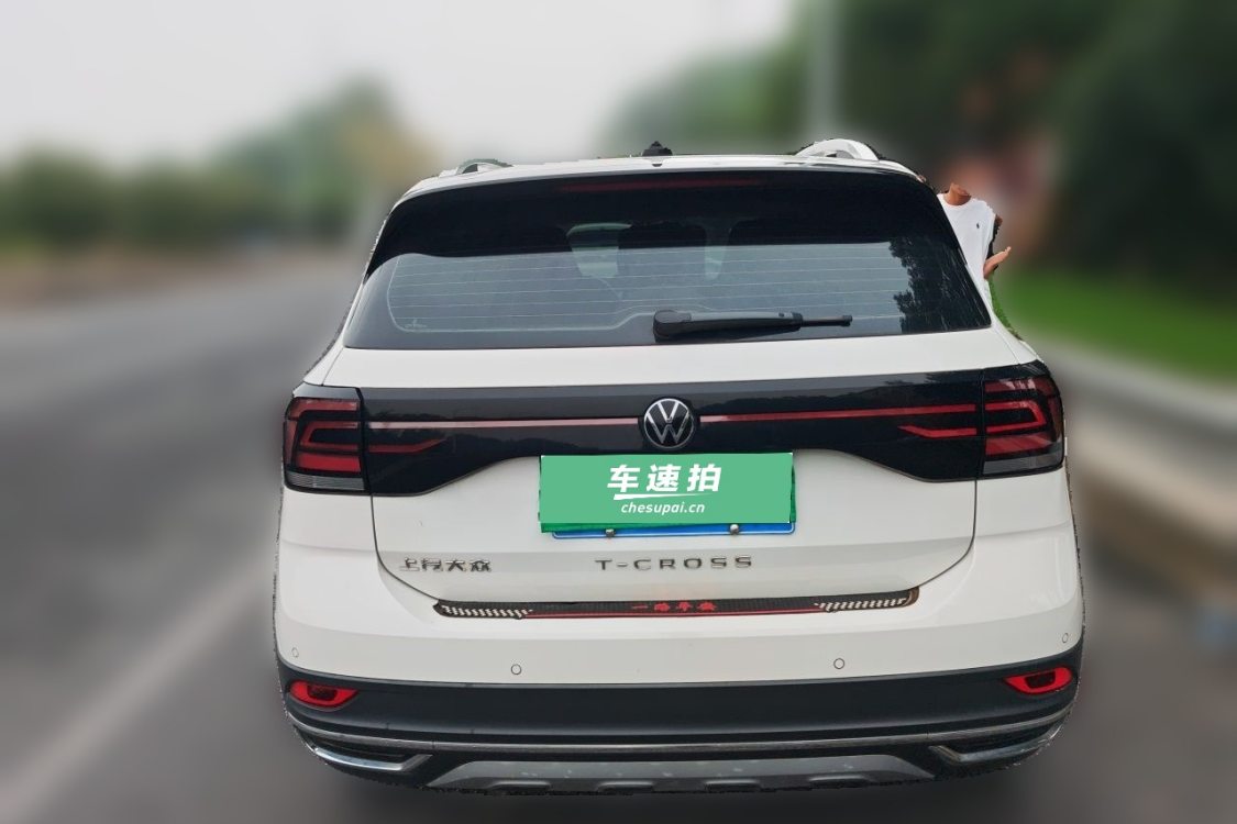 Volkswagen T-Cross 2022 car image #6