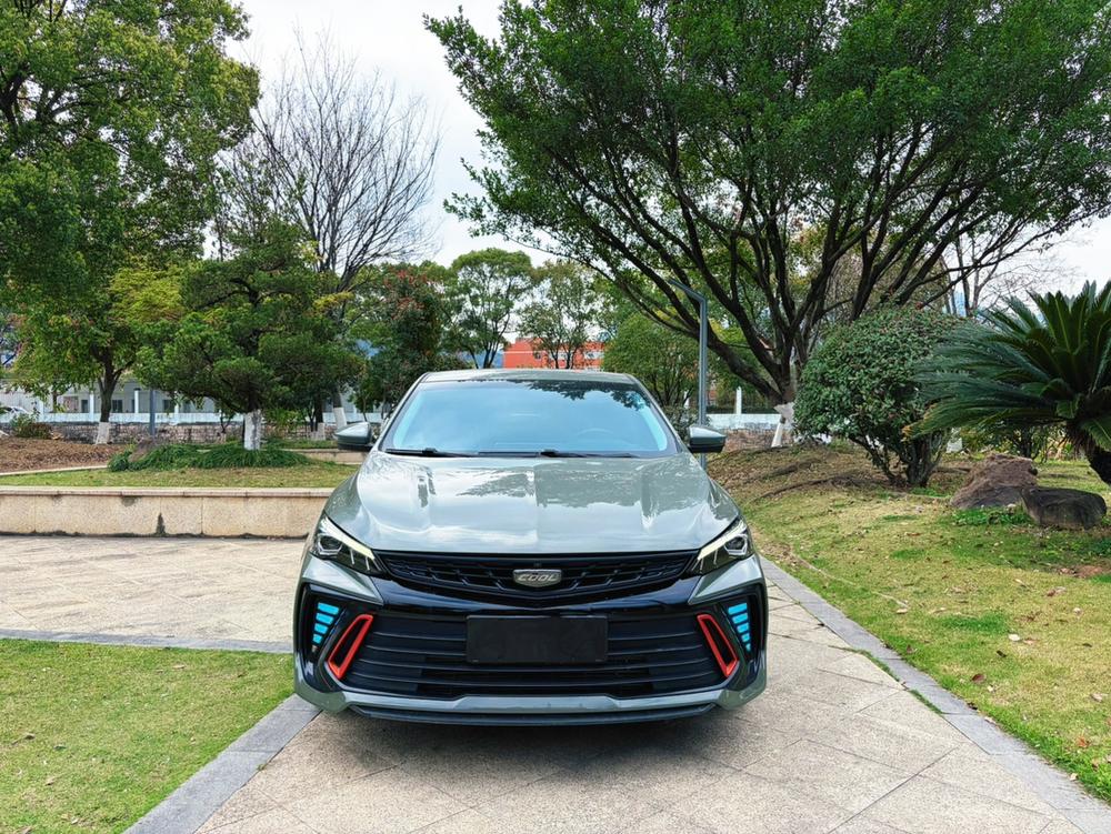 GEELY Binray 2022 image de voiture #2