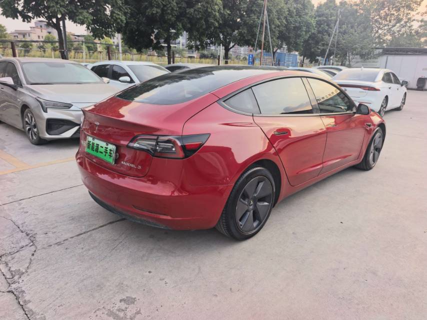 Tesla Model 3 2023 car image #5