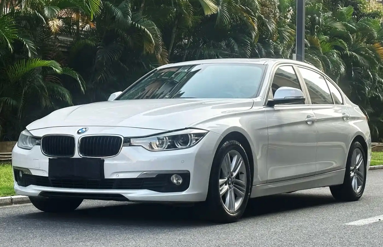 BMW 3 Series 2017 BMW 3 Series 2017 car image