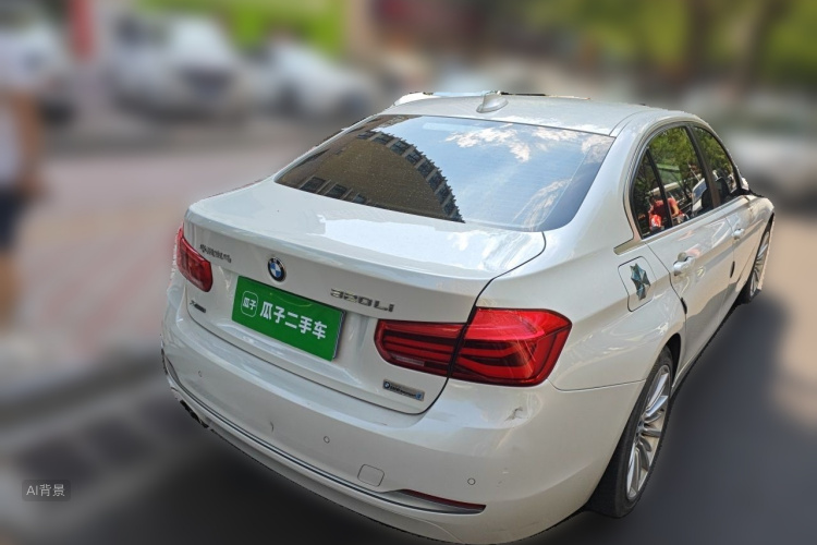BMW 3 Series 2018 #7 BMW 3 Series 2018 car image #7