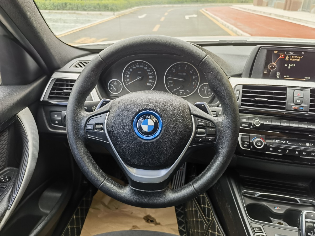 BMW 3 Series 2017 #11 BMW 3 Series 2017 car image #11