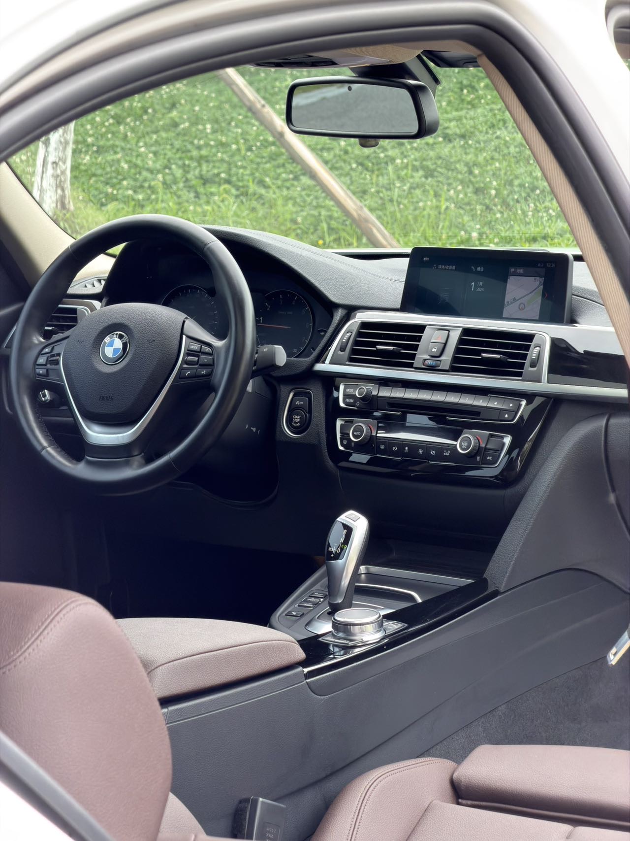 BMW 3 Series 2018 #13 BMW 3 Series 2018 car image #13