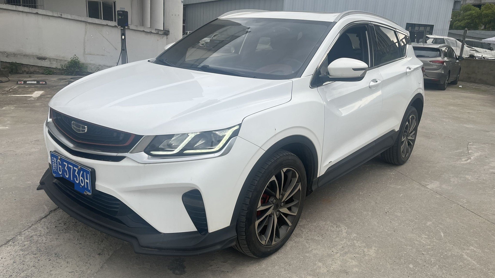 GEELY Coolray 2019 GEELY Coolray 2019 car image