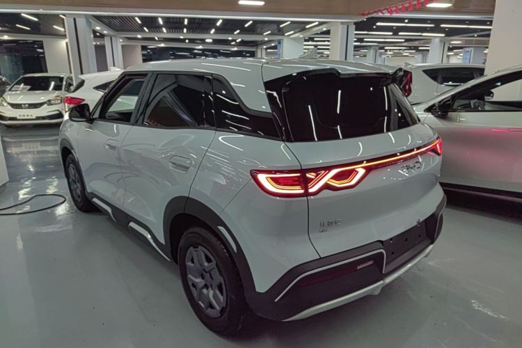 BYD YuanUP 2025 #7 BYD YuanUP 2025 immagine di auto #7
