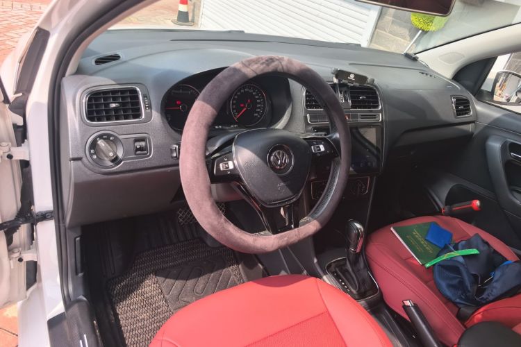 Volkswagen Polo 2017 #12 Volkswagen Polo 2017 car image #12