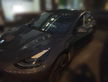 Tesla Model 3 2021 car image 