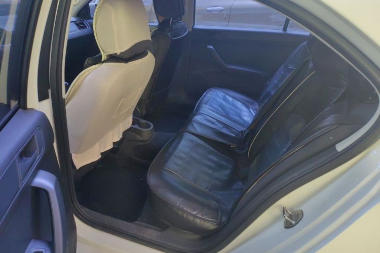 Volkswagen Santana 2016 car image #10