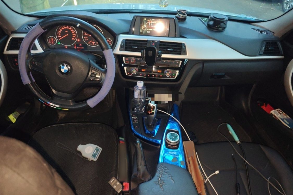 BMW 3 Series 2015 car image #23