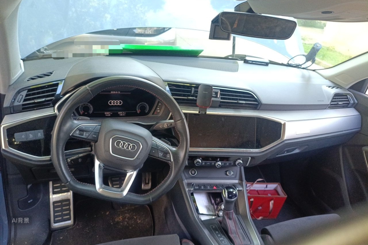 Audi Q3 2021 #11 Audi Q3 2021 car image #11